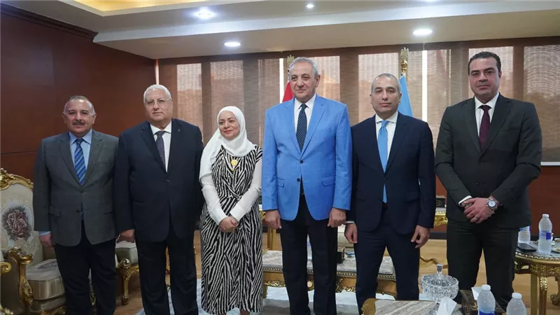 لتحفيز الاستثمار.. محافظ الغربية يلتقي الرئيس التنفيذي للبنك الزراعي