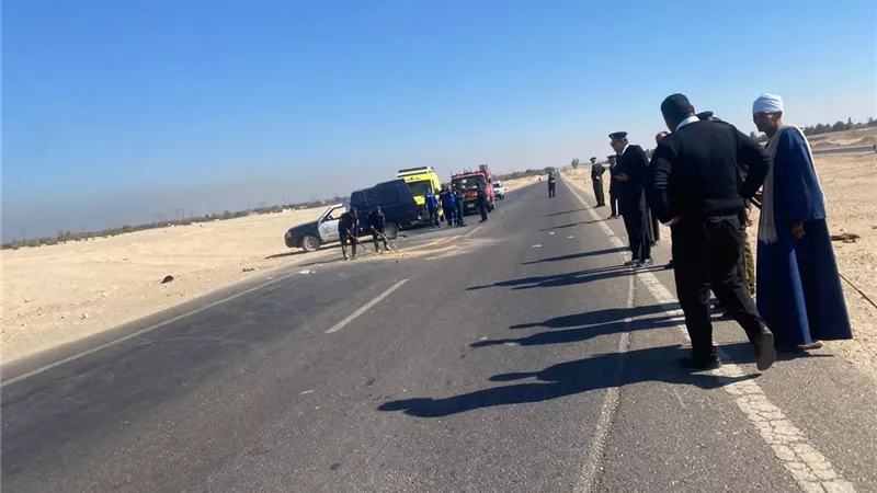 جثة و15 مصابا.. أسماء ضحايا حادث انقلاب ميكروباص في قنا 