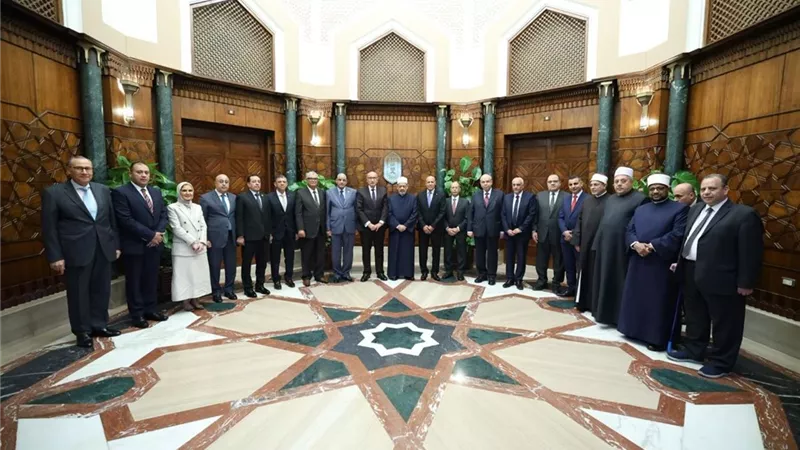 شيخ الأزهر لـ«القضاة»: ربنا يعينكم على نصرة المستضعفين| صور