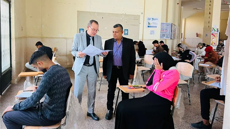 رئيس جامعة الدلتا التكنولوجية بالمنوفية يتابع سير اختبارات الميدتيرم