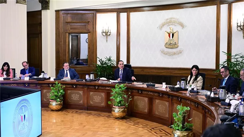 سعر الصرف وزيارة بعثة صندوق النقد.. تفاصيل اجتماع المجموعة الاقتصادية