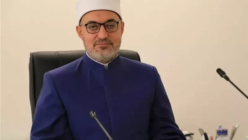 هل يجوز إنشاء محتوى علمي بالذكاء الاصطناعي ونسبته للنفس؟.. المفتي يجيب