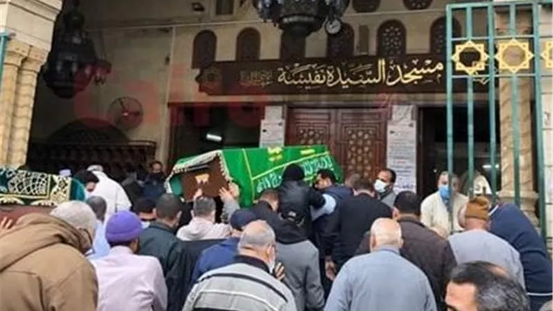 حكم الصلاة في مساجد بها أضرحة.. دار الإفتاء توضح
