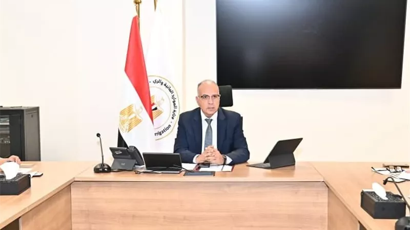 وزير الري يتابع منظومة معالجة وإعادة استخدام مياه الصرف الزراعي