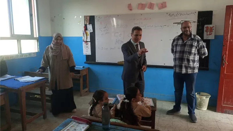  وكيل «تعليم كفر الشيخ» يتفقد مدارس إدارة شرق