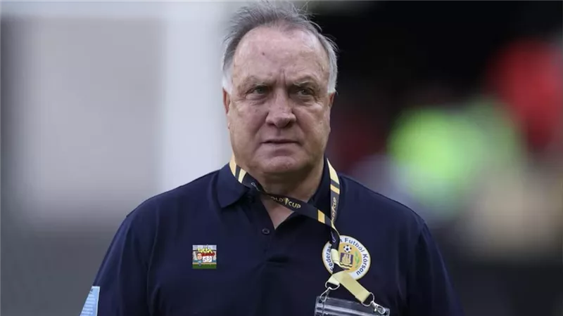 عمره 14عاماً فقط.. معلومات عن منتخب كوراساو معجزة المونديال