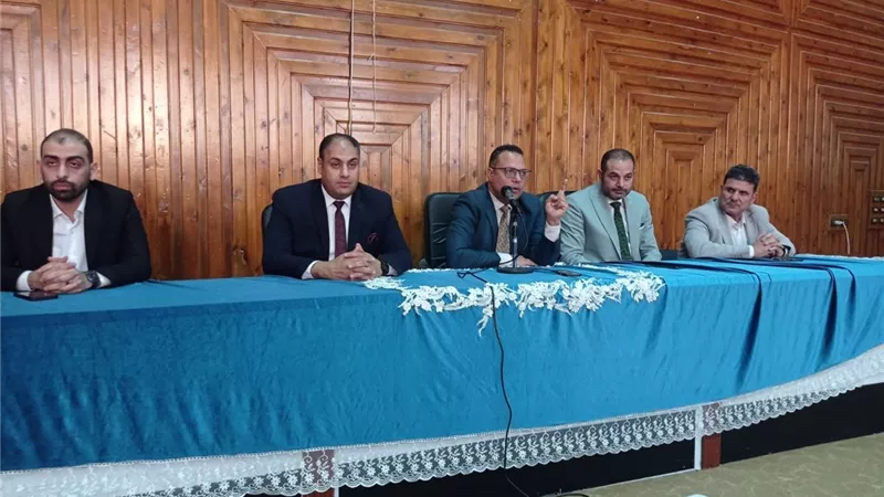 جامعة كفر الشيخ تنظّم لقاءً تعريفيًا للأطباء المقيمين الجدد |صور