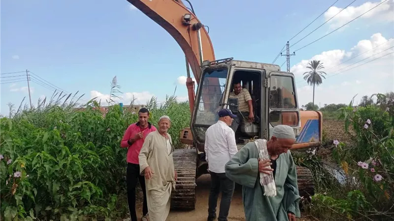 زراعة البحيرة تنجح في  تطهير 2226 كيلو مترا من المصارف والمساقي