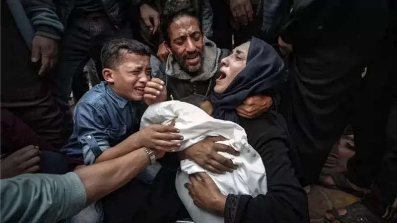 استشهاد 34 فلسطينيا في غزة وخان يونس اليوم