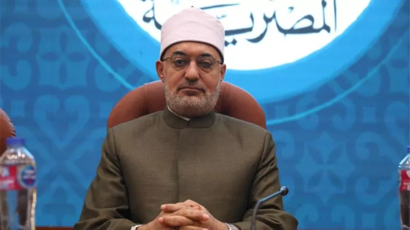 مفتي الجمهورية يعزي وزير التموين في وفاة والدته