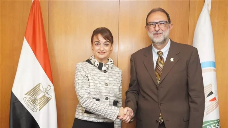 تعاون مصري روماني لتبادل الخبرات الفنية والعلمية في هيئة الغذاء