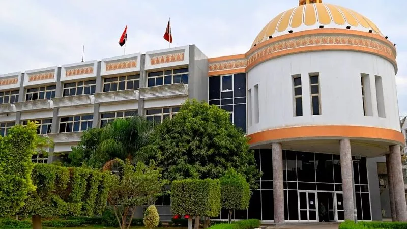 رئيس جامعة الفيوم يهنئ القيادات الجامعية الجديدة