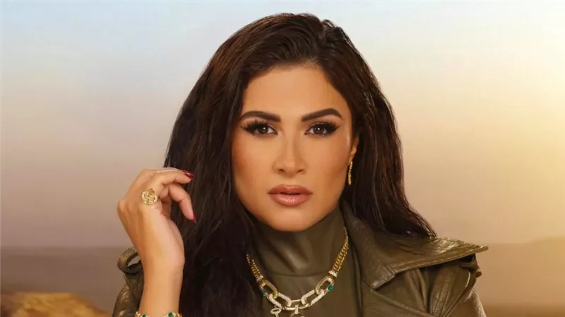 ياسمين عبدالعزيز ترد على منتقدي «وننسى اللي كان»: «مبقعدش مع الأشكال دي»