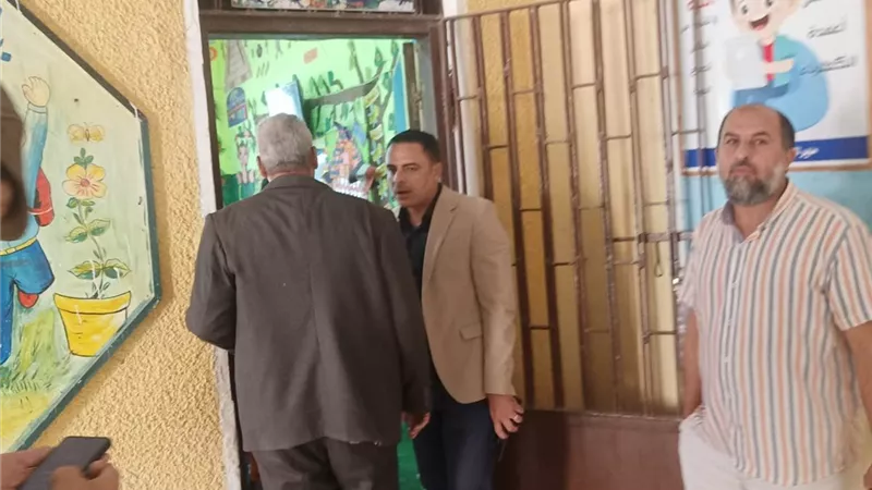 رئيس مدينة قلين يتابع تجهيز المقار الانتخابية