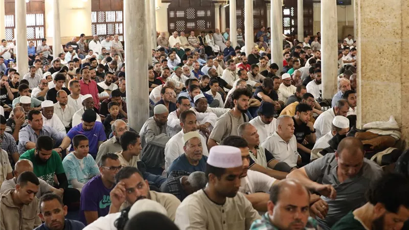 بث مباشر.. شعائر صلاة الجمعة من الجامع الأزهر الشريف