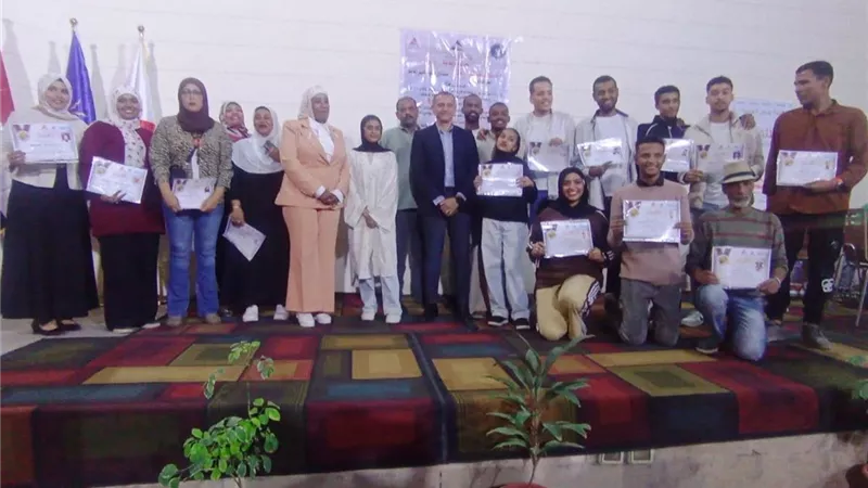 نائب محافظ أسوان يشارك في فعاليات الاحتفال باليوم العالمي للطفل