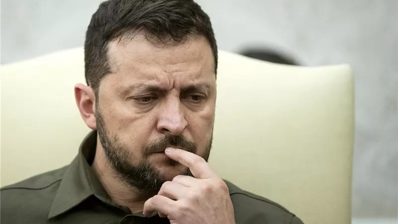 الشتاء القارص أو الاستسلام.. زيلينسكي أمام خيارين أحلاهما مر