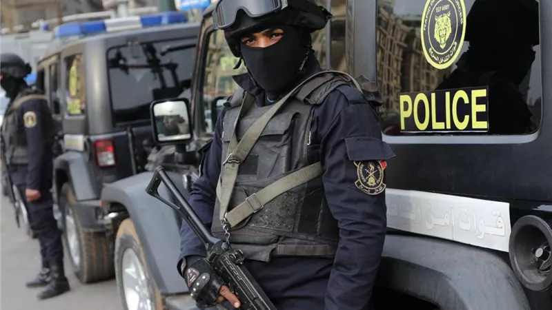 القبض على  4 أشخاص لاستغلالهم أطفالًا في أعمال التسول بالجيزة