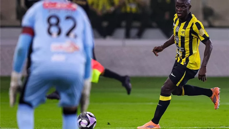 اتحاد جدة يعود للانتصارات بالدوري السعودي على حساب الرياض