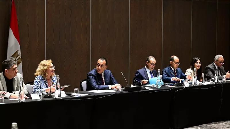 قمة الـعشرين.. مدبولي يطرح رؤية لتعميق التكامل مع جنوب أفريقيا 