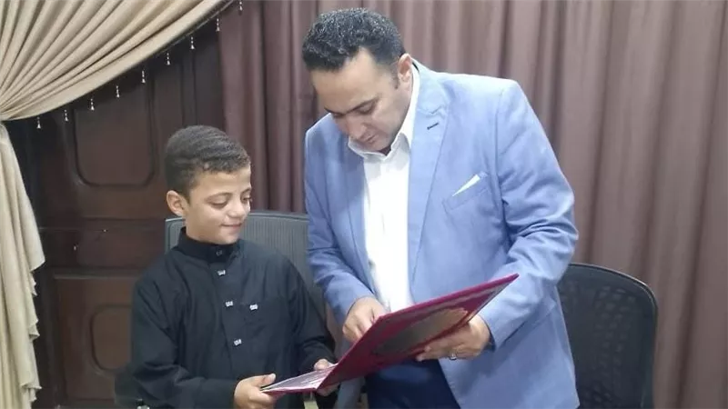 الشرقية تكرم عبد الله عبد الموجود لأدائه المميز في مسابقة دولة التلاوة 