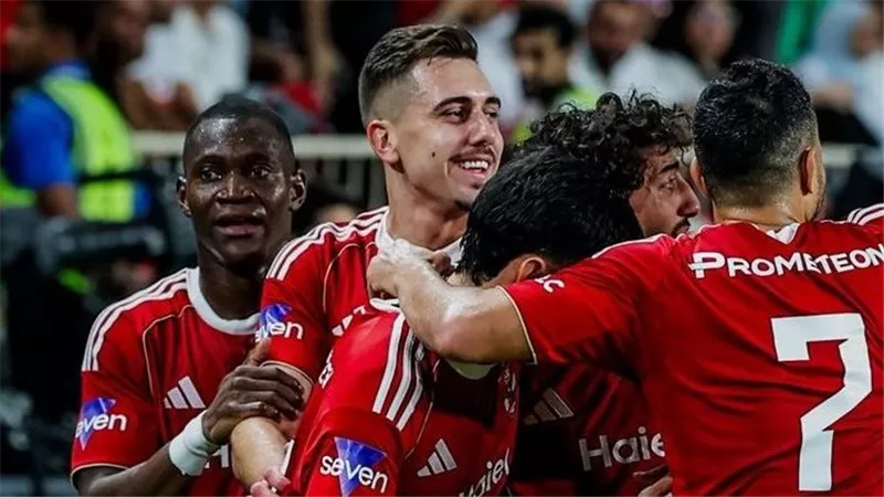 لائحة فيفا تمنع احتراف لاعب الأهلي في الدنمارك |خاص 