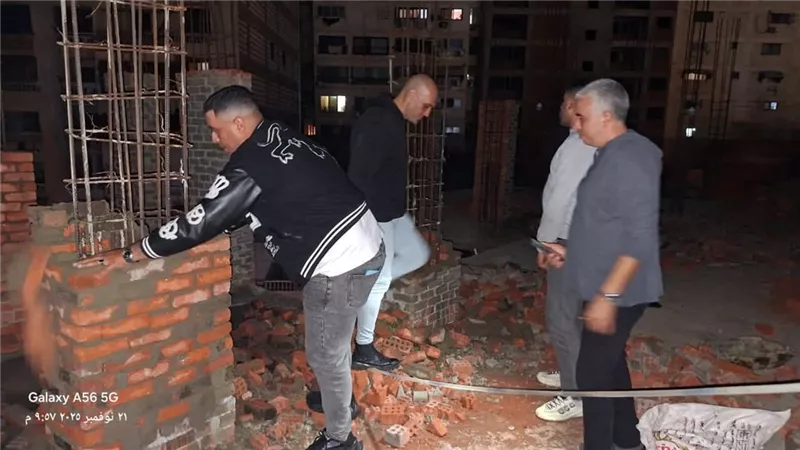 رئيس مدينة بورفؤاد: الإزالة الفورية لحالة بناء مخالف أعلى عقار الأحلام 