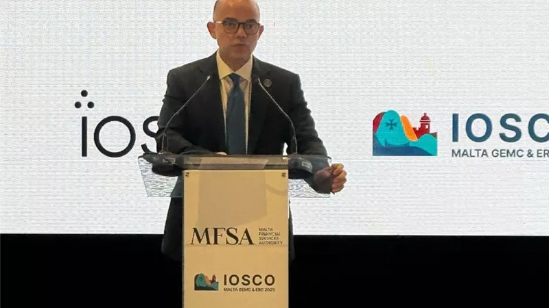 رئيس «الرقابة المالية» يستعرض الجهود المصرية لتعزيز التحول الرقمي