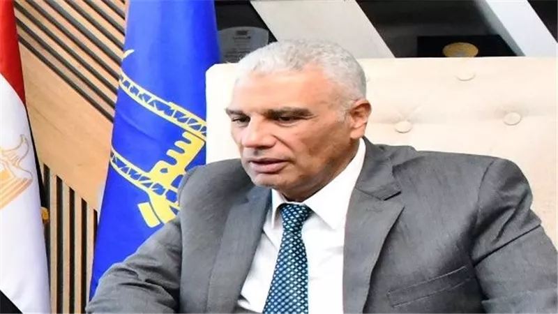 محافظ أسوان يشيد بمنظومة الشكاوى الموحدة لتحقيق إنجاز للرد خلال 2025