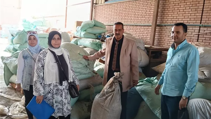 ضبط 15 طن أعشاب منتهية الصلاحية وتحرير محاضر لمخابز بالشرقية | صور 