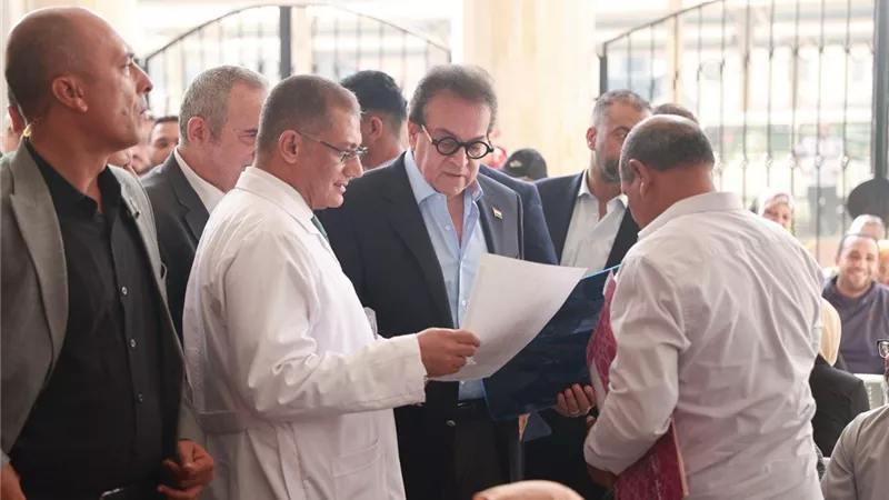 وزير الصحة يفتتح تطوير مستشفى المطرية والمعهد القومي للكلى