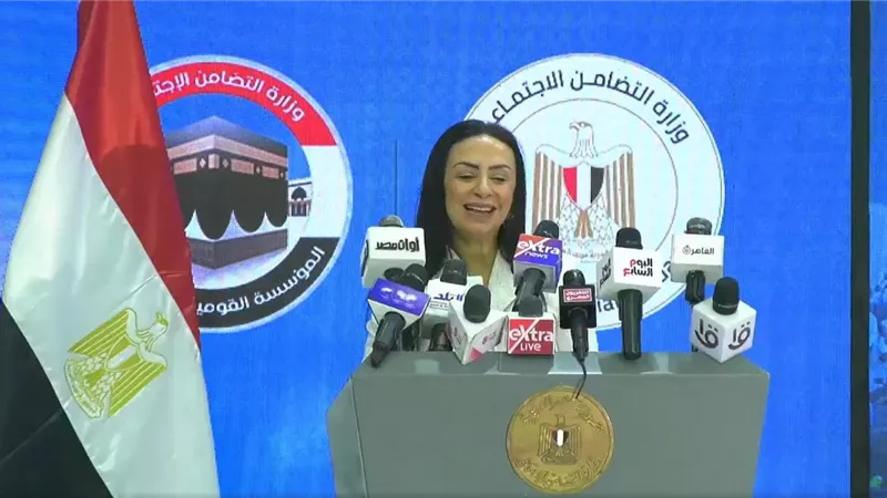 وزيرة التضامن تطلب قراءة الفاتحة على روح علي المصيلحي مؤسس هيئة تيسير الحج