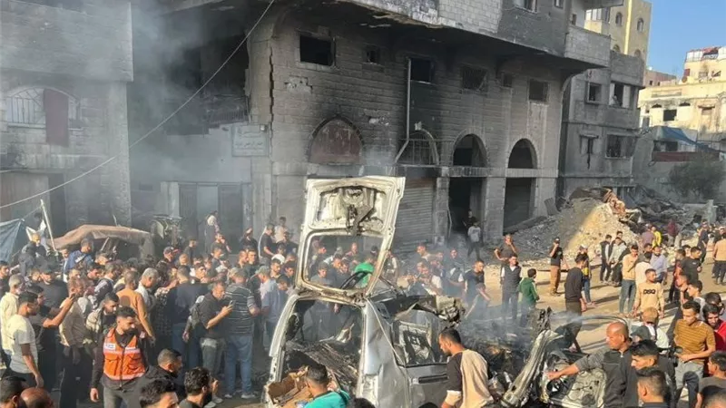 الاحتلال يواصل التصعيد.. غارات على غزة ولبنان وسقوط شهداء وجرحى