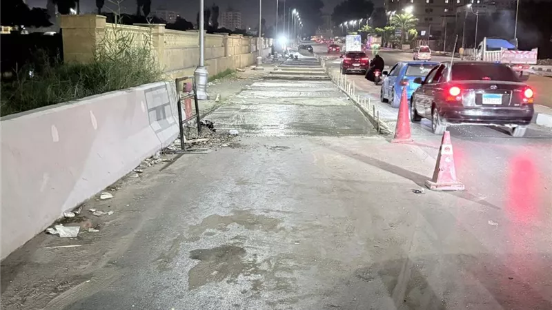 إعادة فتح طريق دوران الحميات بشارع أم كلثوم بالإسماعيلية 