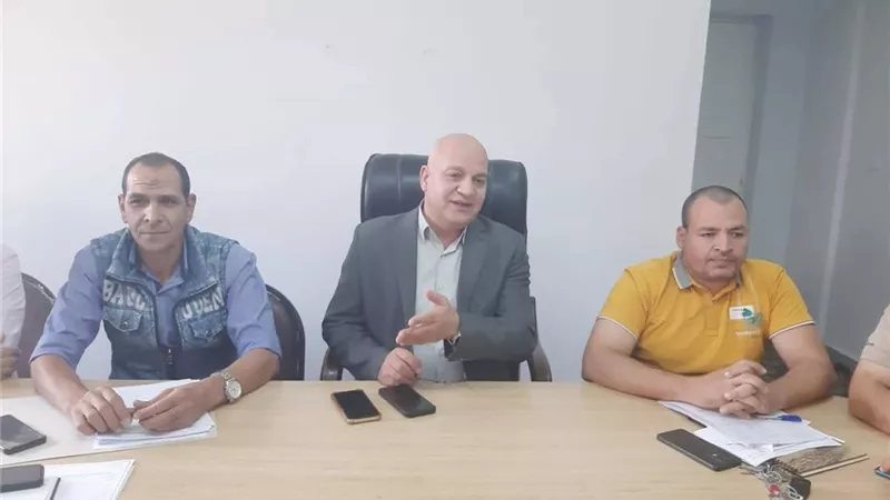 «أبو طالب» يشدد على ضرورة إدخال بيانات المزارعين على منظومة كارت الفلاح  