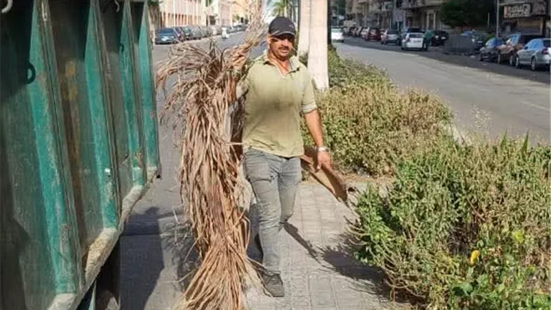 رئيس مدينة بورفؤاد يتابع جهود رفع كفاءة المسطحات الخضراء والجزر الوسطى 