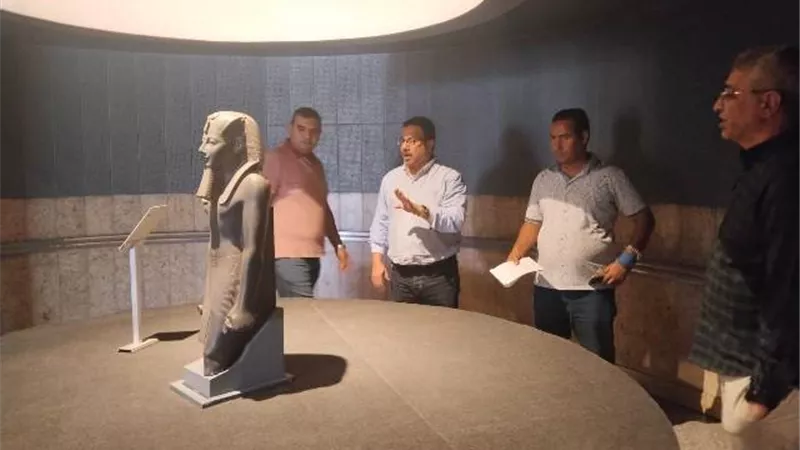 المجلس الأعلى للآثار يعلن تطوير سيناريو العرض المتحفي لخبيئة الأقصر
