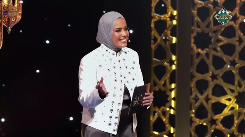 بعد الجدل حول مذيعة «دولة التلاوة».. «الإفتاء»: عمل المرأة بالإعلام «جائز»