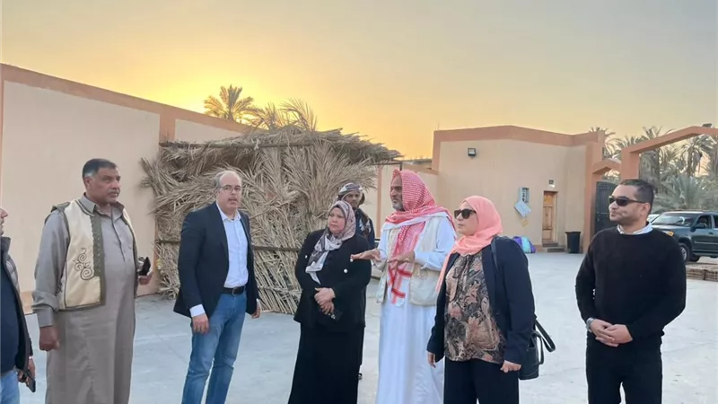 مسئولو الإسكان يتابعون تنفيذ المشروعات بمحافظة مطروح