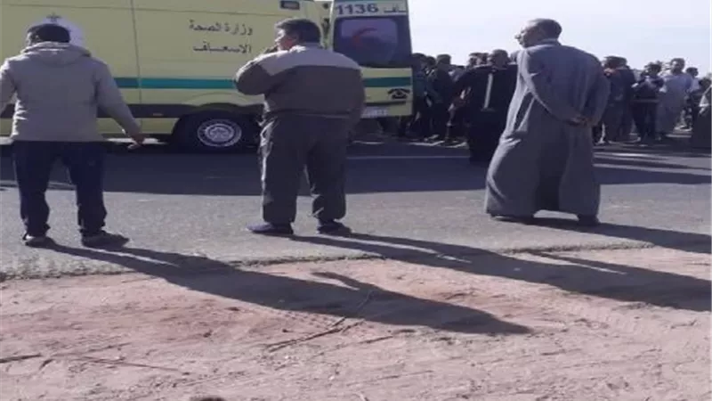 انقلاب سيارة ملاكي على طريق القاهرة الفيوم وإصابة 10 أشخاص