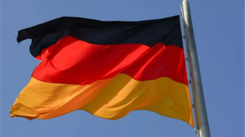 ألمانيا تعلن ترحيل أفغانيا مدانا بجرائم إلى كابول