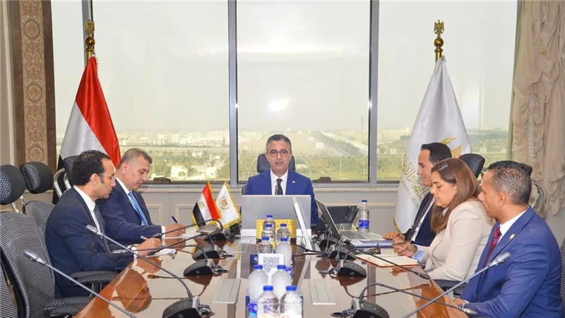 التطوير الرقمي على طاولة اجتماع وزير التموين مع رئيس جهاز تنمية التجارة 