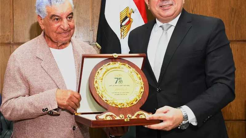 زاهي حواس يكشف أسرار المتحف الكبير: نجحت في استعادة 6 آلاف قطعة أثرية