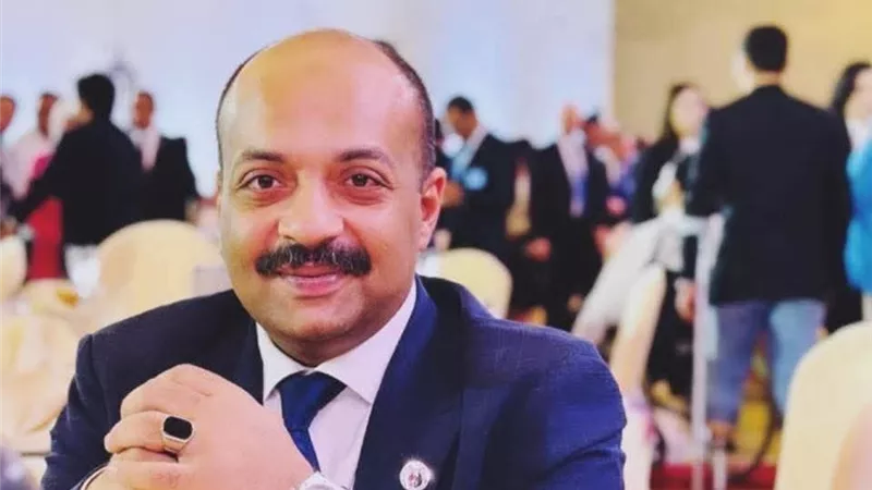 أحمد تيسير مخيمر يعتذر عن عدم استكمال سباق النواب بدائرة الفيوم الأولى 