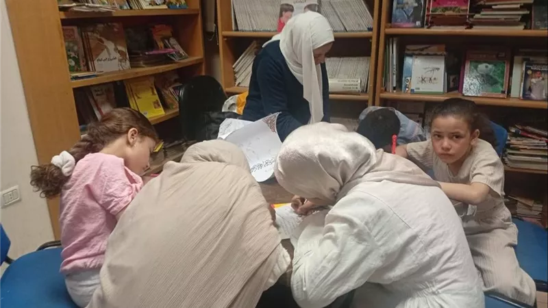 أسيوط تحتفي بالإبداع.. ورشة لتعليم الخط العربي وتنمية مهارات الأطفال