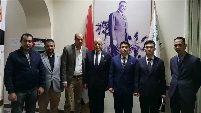 وفد كوري شمالي يهنئ أبو العلا بعضوية الشيوخ.. والأخير يؤكد متانة العلاقات