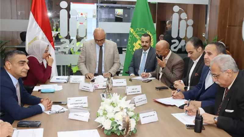 محافظ القليوبية يترأس غرفة العمليات لمتابعة اليوم الثاني لانتخابات النواب