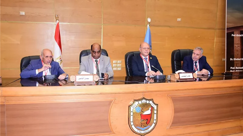  جامعة سوهاج تنظم ورش عمل متخصصة في جراحات الأنف والأذن والحنجرة