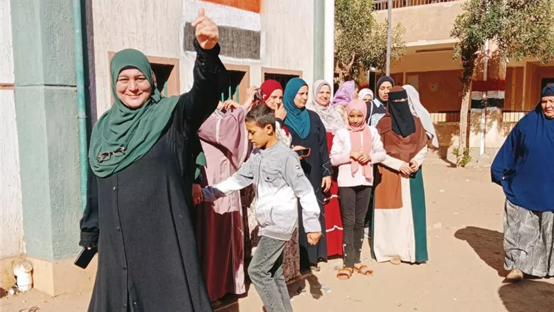 توافد الناخبين على اللجان بزفتى في اليوم الثاني من التصويت