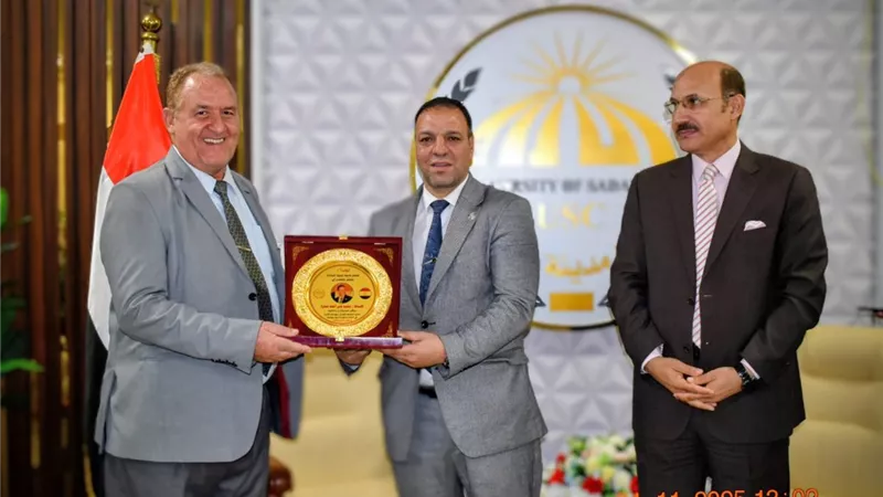  تكريم الإدارة العامة للحسابات بجامعة السادات 